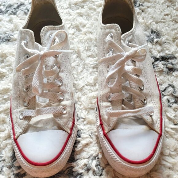 Classic white Chucks in GREAT shape - Picture 1 of 11